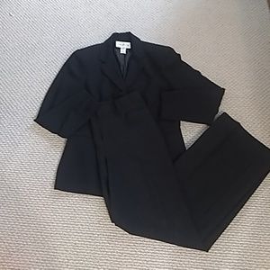 Lightweight Black Suit separates